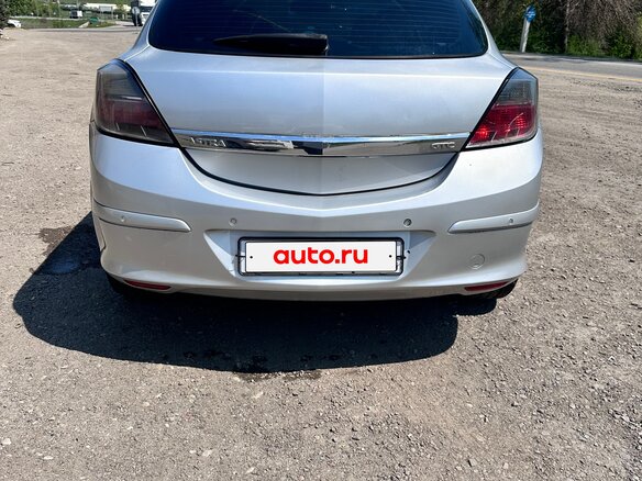 2006 Opel Astra GTC H, серебристый - вид 2