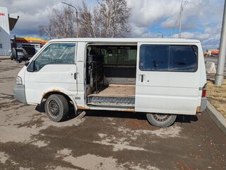 2001 Mazda Bongo IV, белый, 280000 рублей, вид 4