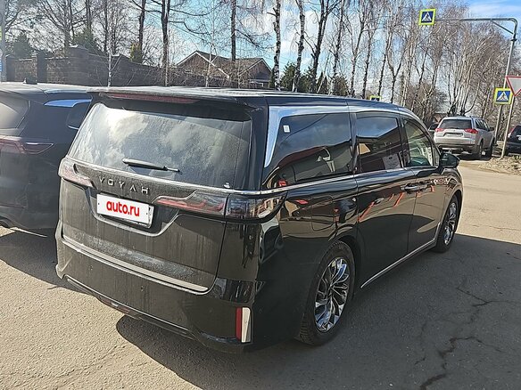 2024 Voyah Dream I, чёрный, 7100000 рублей - вид 2