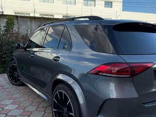 2020 Mercedes-Benz GLE 300 d II (V167), серебристый, 6666000 рублей, вид 4