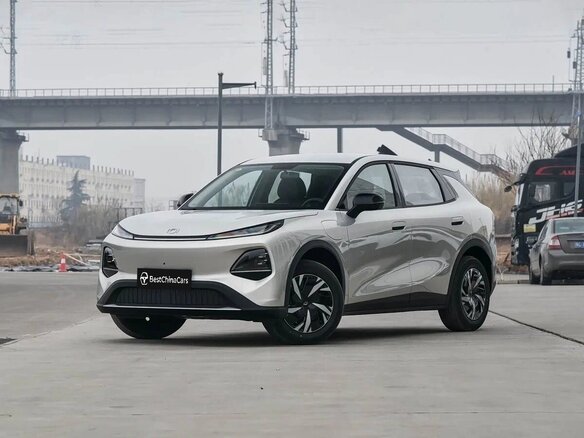 2026 Changan Qiyuan Q05 51.9 kWh II, серебристый, 2250000 рублей