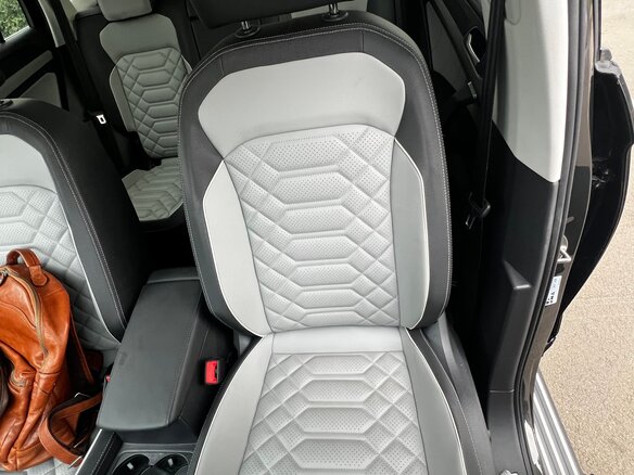 2023 Volkswagen Tayron I Рестайлинг, коричневый, 2960000 рублей - вид 20
