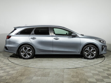 2020 Kia Ceed III, серебристый, 1799777 рублей, вид 4