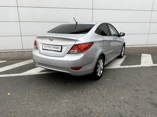2011 Hyundai Solaris I, серебристый, 780000 рублей, вид 5