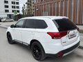 2015 Mitsubishi Outlander III Рестайлинг 2, белый, 1850000 рублей - вид 3