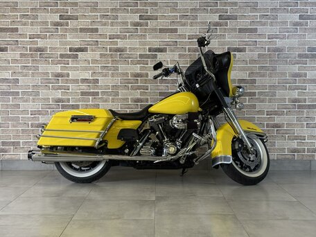 2008 Harley-Davidson Electra Glide, жёлтый, 845000 рублей, вид 1