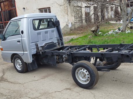 2012 Hyundai Porter, серебристый, 680000 рублей, вид 4