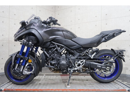 2018 Yamaha Niken, чёрный, 760000 рублей, вид 2