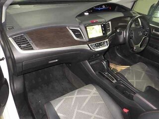 2017 Honda Jade I, белый, 1990000 рублей, вид 4