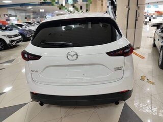 2024 Mazda CX-5 II Рестайлинг, белый, 1989000 рублей, вид 5