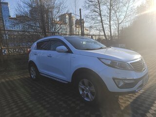 2013 Kia Sportage III, белый, 1255000 рублей, вид 4