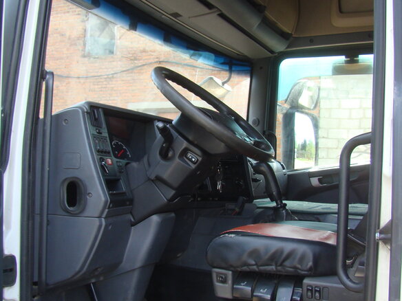 2010 Scania P-series, белый, 2100000 рублей - вид 16