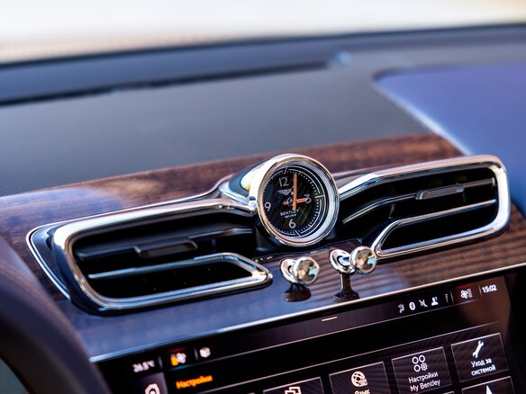2025 Bentley Bentayga I Рестайлинг, синий, 42700000 рублей - вид 25