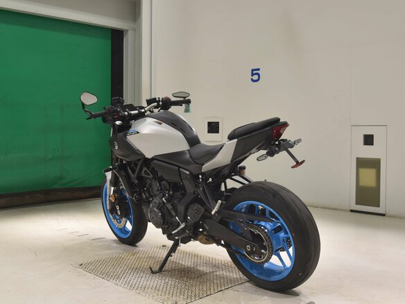 2025 Yamaha MT-07 (FZ-07), серый - вид 1