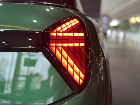 2025 Mini Hatch C IV (F65/F66/J01), зелёный, 5690000 рублей - вид 10