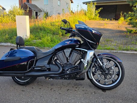 2014 Victory Cross Country, синий, 1290000 рублей, вид 2
