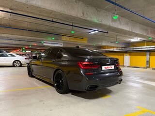 2018 BMW 7 серии 750d xDrive VI (G11/G12), серый, 4000000 рублей, вид 4