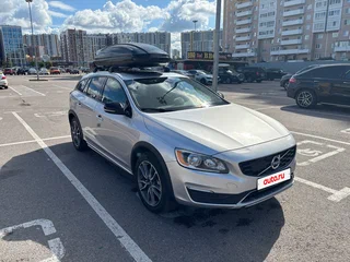2016 Volvo V60 Cross Country I, серебристый, 2200000 рублей, вид 2