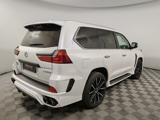 2017 Lexus LX 570 III Рестайлинг 2, белый, 8000000 рублей, вид 5