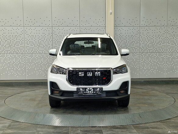 2025 SWM G05 Pro, белый, 2559900 рублей - вид 4