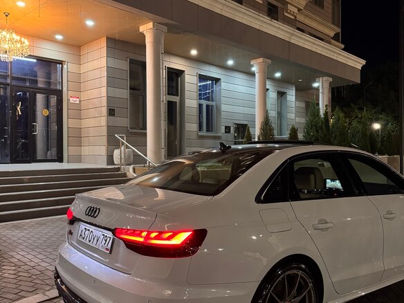 2021 Audi A4 45 TFSI V (B9) Рестайлинг, белый, 3475000 рублей - вид 9