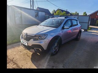 2019 Renault Sandero Stepway II Рестайлинг, серый, 650000 рублей, вид 1