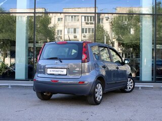2011 Nissan Note I Рестайлинг, серый, 530000 рублей, вид 5