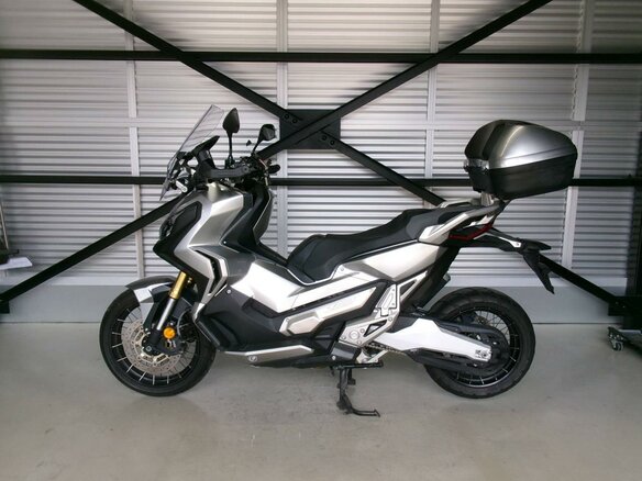 2017 Honda X-ADV, серебристый