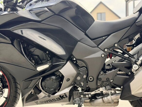2018 Kawasaki Ninja 1000, чёрный, 1170000 рублей - вид 15