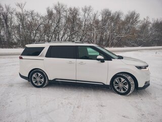 2021 Kia Carnival IV, белый, 3800000 рублей, вид 3