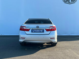2012 Toyota Camry VII (XV50), серебристый, 1520000 рублей, вид 4