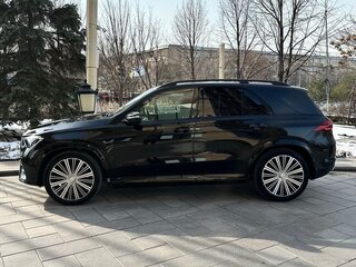 2023 Mercedes-Benz GLE 450 II (V167) Рестайлинг, чёрный, 8500000 рублей, вид 4