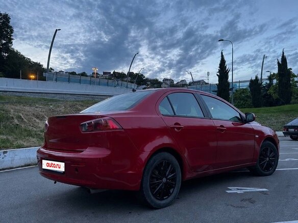 2007 Mitsubishi Lancer X, красный, 635000 рублей - вид 6