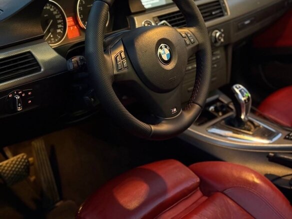 2010 BMW 3 серии 335i V (E90/E91/E92/E93), белый, 2200000 рублей - вид 20