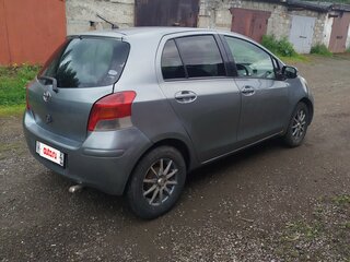 2008 Toyota Vitz II (XP90), серый, 389000 рублей, вид 4