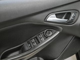 2016 Ford Focus III Рестайлинг, серебристый, 1059000 рублей, вид 5