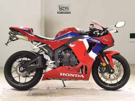 2021 Honda CBR 600RR, красный, 1036000 рублей, вид 1