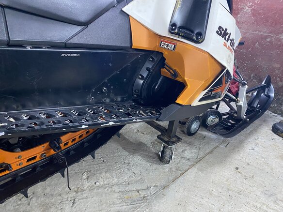 2011 BRP Ski-Doo Summit 800, белый, 650000 рублей - вид 3