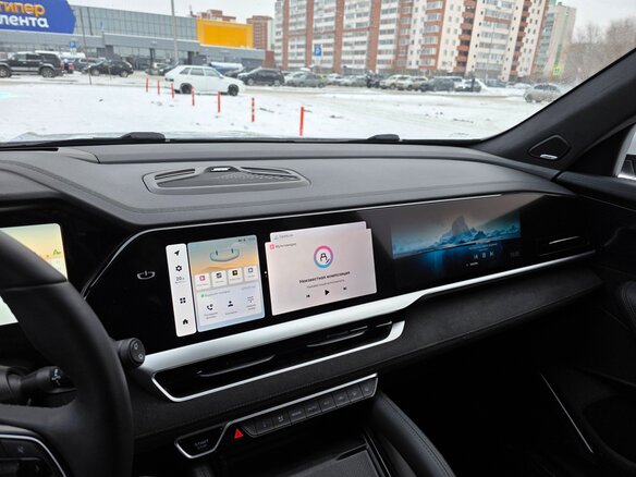 2024 Geely Monjaro I, белый, 3800000 рублей - вид 11