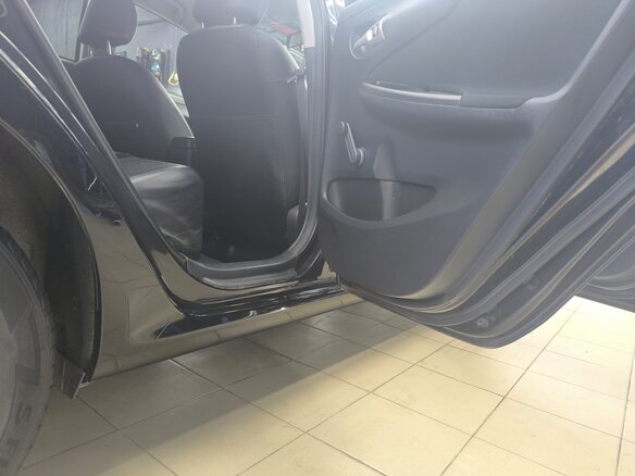 2008 Toyota Corolla X (E140, E150), чёрный, 950000 рублей - вид 32