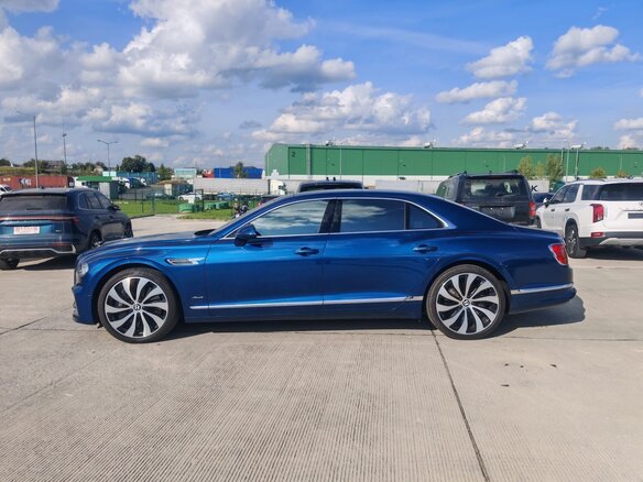2023 Bentley Flying Spur III, синий, 21500000 рублей - вид 12