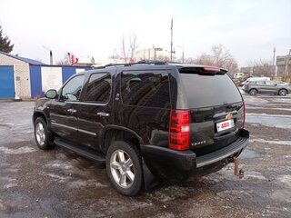 2012 Chevrolet Tahoe 6AT III, чёрный, 2000000 рублей, вид 2