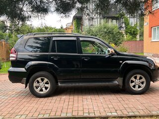 2005 Toyota Land Cruiser Prado 120 Series, чёрный, 1750000 рублей, вид 3