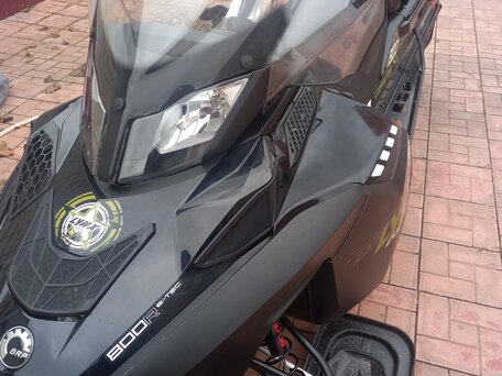 2014 BRP Lynx Commander 800, чёрный, 1750000 рублей, вид 2