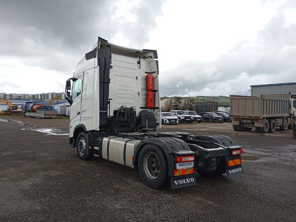2021 Volvo FH, белый - вид 3