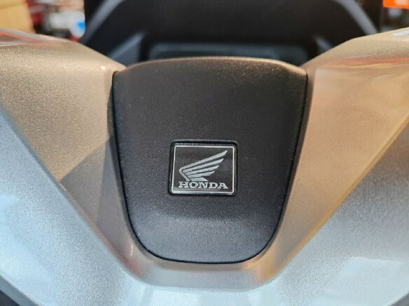 2026 Honda PCX 160, коричневый - вид 7
