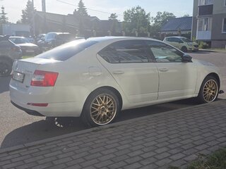 2016 Skoda Octavia III (A7), белый, 750000 рублей, вид 2