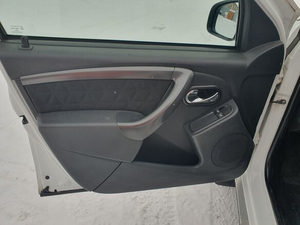 2016 Renault Duster I Рестайлинг, белый, 950000 рублей - вид 13