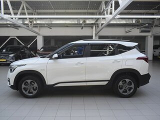 2021 Kia Seltos I, белый, 2150000 рублей, вид 4