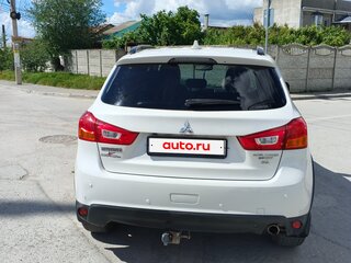 2017 Mitsubishi Outlander Sport I Рестайлинг 2, белый, 1670000 рублей, вид 3